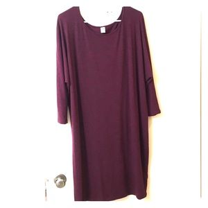 Wine colored stretch tunic